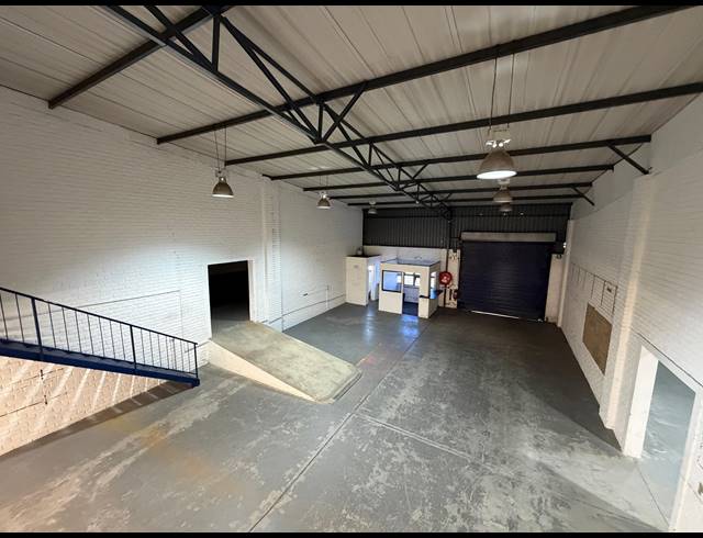 375M² WAREHOUSE TO LET IN BARBEQUE DOWNS